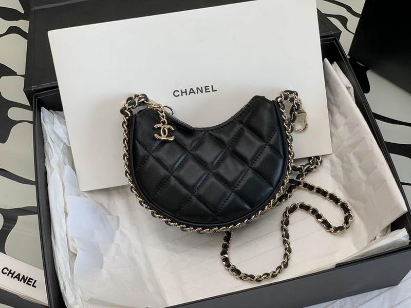 Chanel Handbags 391